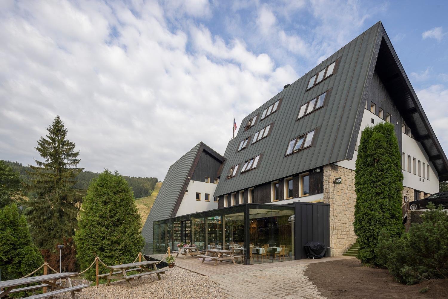 Pytloun Wellness Hotel Харачов Екстериор снимка