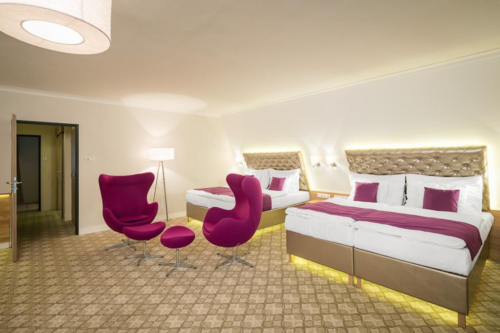 Pytloun Wellness Hotel Харачов Екстериор снимка