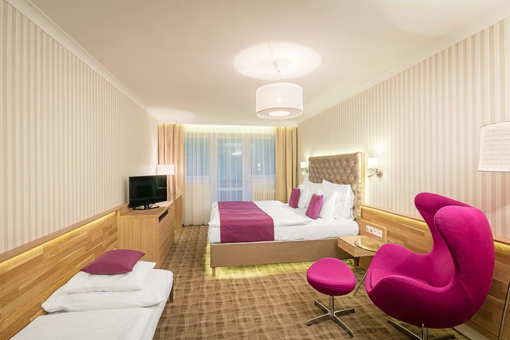 Pytloun Wellness Hotel Харачов Екстериор снимка